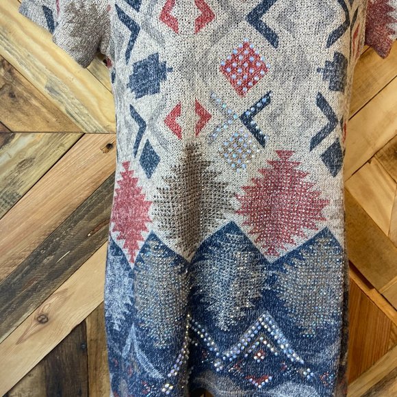 Vocal | Southwestern w/ Gem detail Tunic | S - Picture 5 of 9